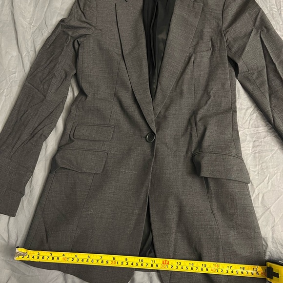 Talula Babaton Boyfriend Blazer size 2 - Picture 3 of 7